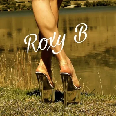 @Mrs_Roxy_B — Linktree