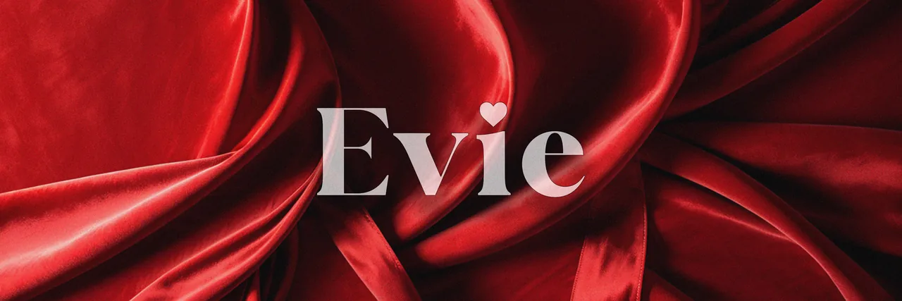 Evie Love